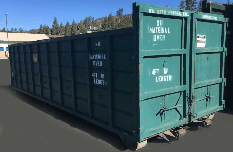 Recycle roll off box/metal container fixed by welders